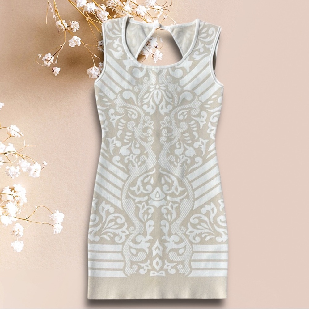 Guess Los Angeles White Tan Diamond Party Evening Cocktail Wedding Dress Medium